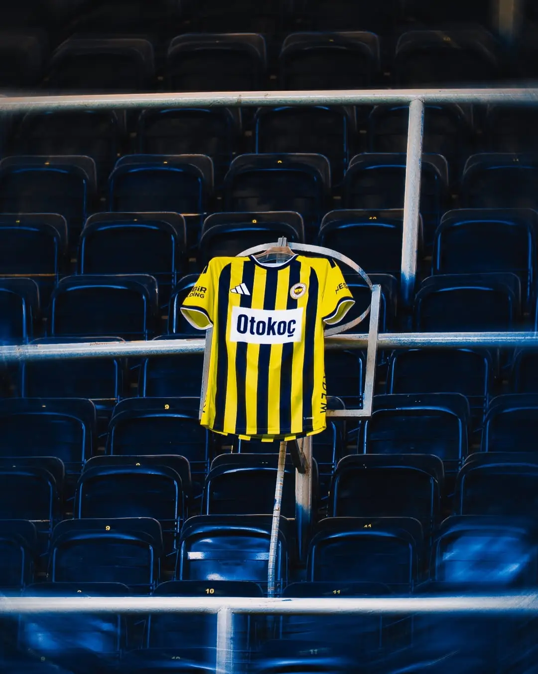 Fenerbahçe'nin Adidas ve Fenerium İş Birliğiyle Hazırladığı Özel Forma Maçta Sahada!