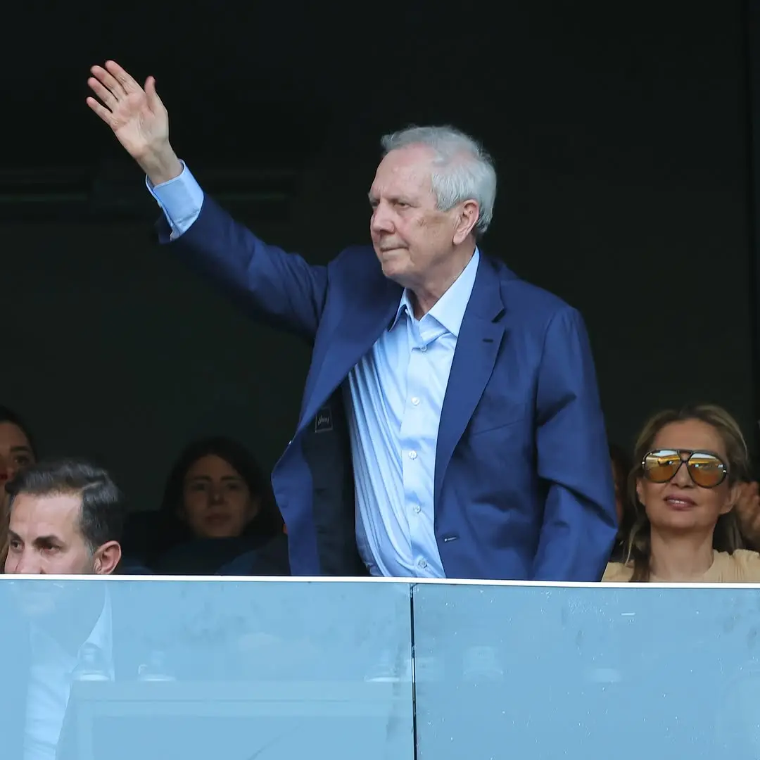 Fenerbahçe Başkanı Aziz Yıldırım Yeniden Seçildi: 'Kazanan Fenerbahçe'