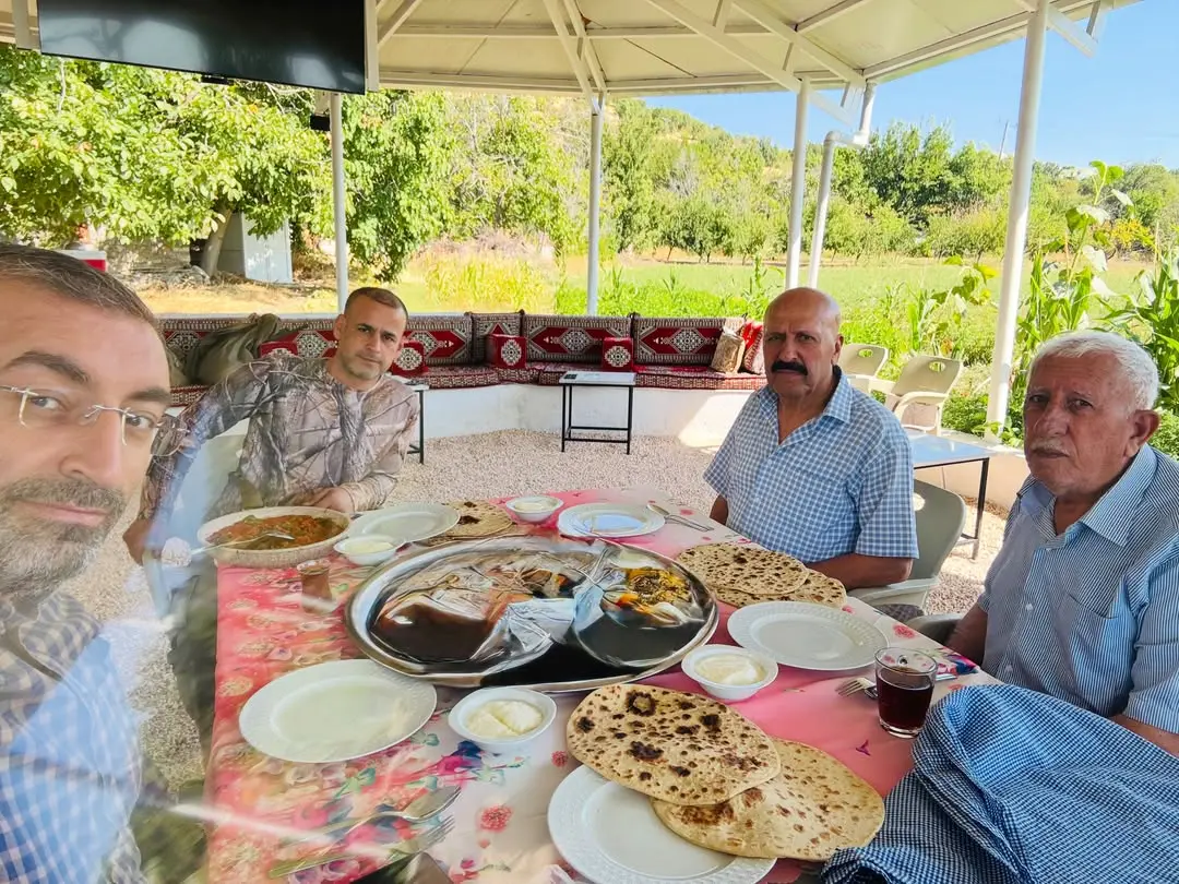 Kütüklü (Heşür) Köyü Muhtarı Sedat Kızılkaya ile Doğal Köy Kahvaltısı
