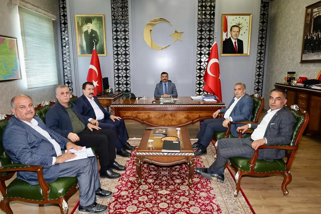 Kahta Kaymakamlığı Köylerimize Yönelik Hizmetleri Değerlendirme Toplantısı Düzenledi