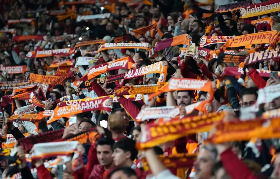 Galatasaray Ailesine Günaydın Mesajı
