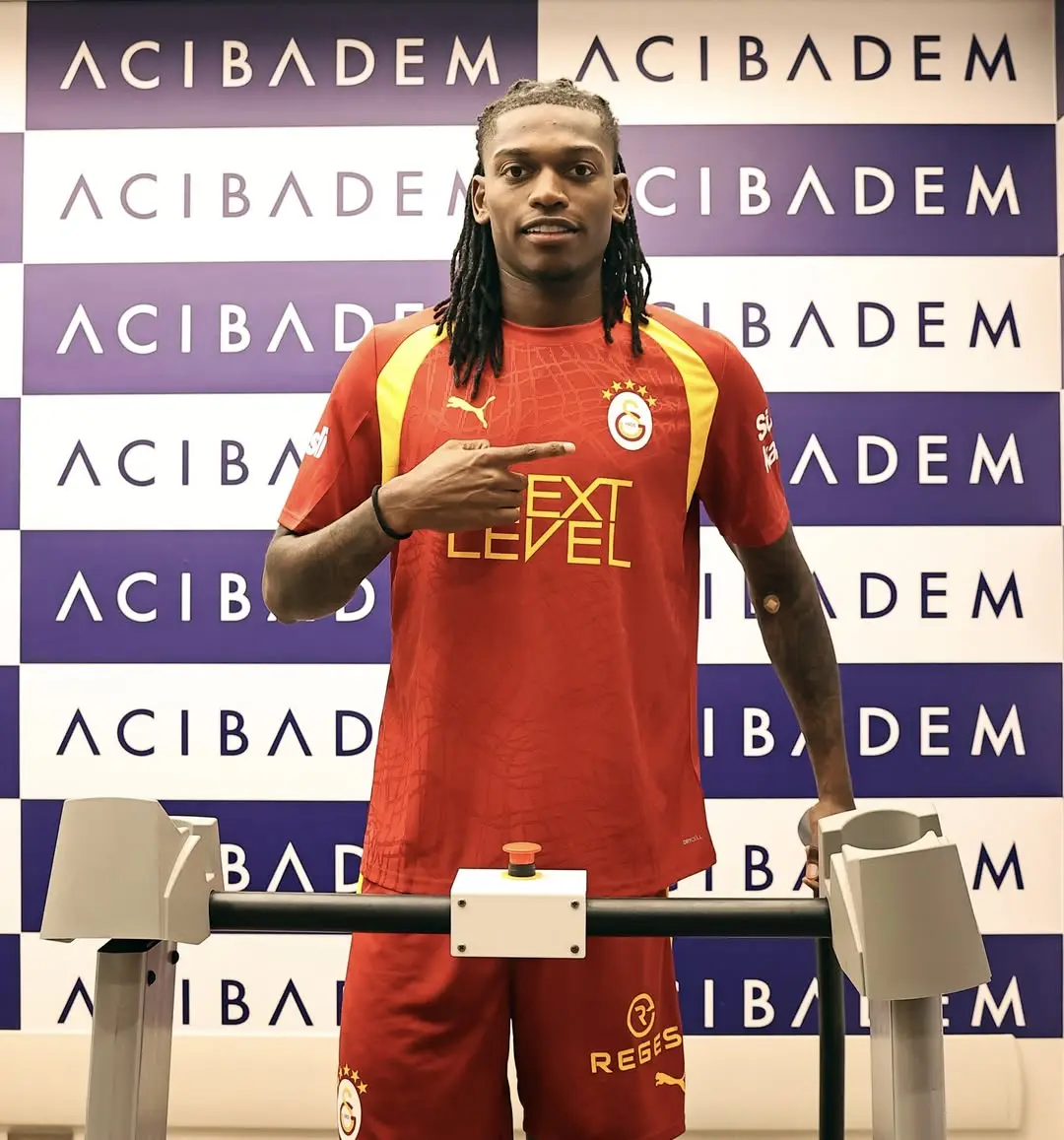 Galatasaray'ın Yeni Transferi Rafael Leão, Acıbadem Sağlık Maslak Hastanesi'nde Sağlık Kontrolünden Geçti