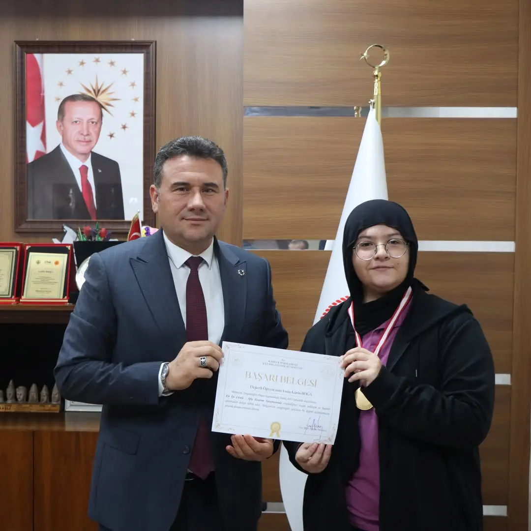 Dilimizin Zenginlikleri Projesi Kapsamında Düzenlenen Yarışmada Öğrencimize Başarı Belgesi Takdim Edildi