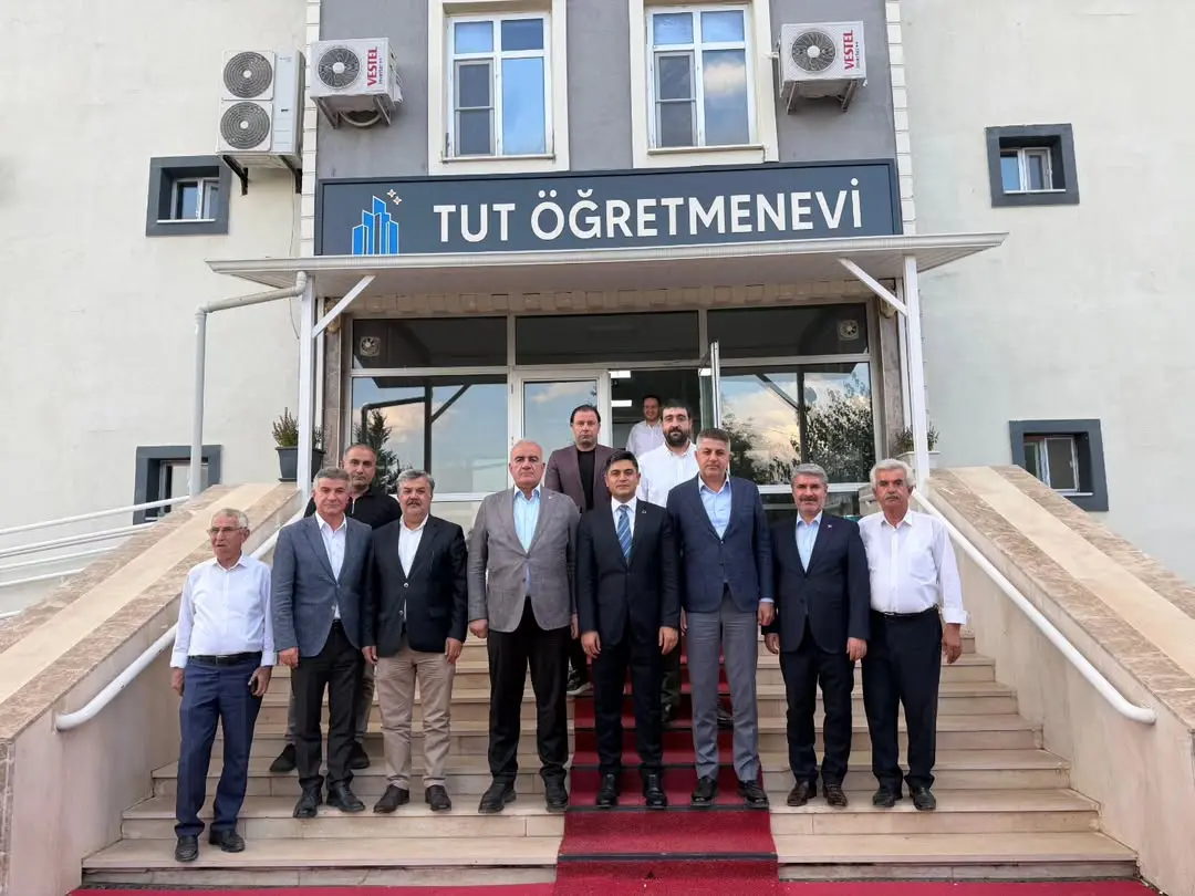 Milletvekili İshak Şan, Tut Öğretmenevi'nde Hemşehrileriyle Buluştu