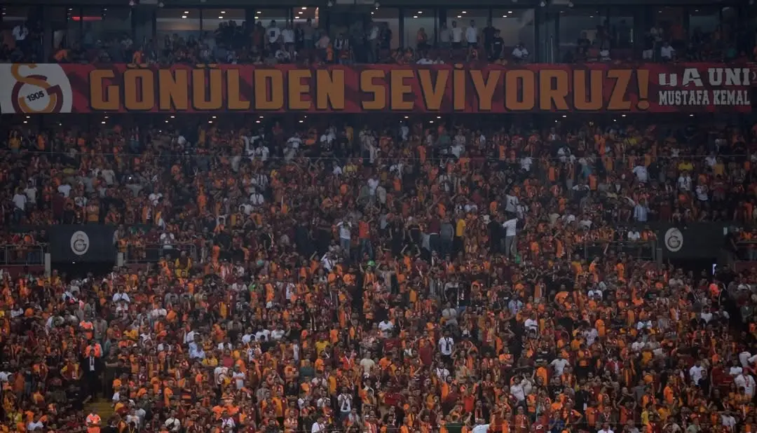 Galatasaray Ailesine Günaydın Mesajı