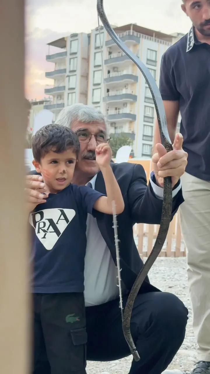 Kahta Belediyesi Çocuklarımıza Renkli Etkinliklerle Neşe Saçtı