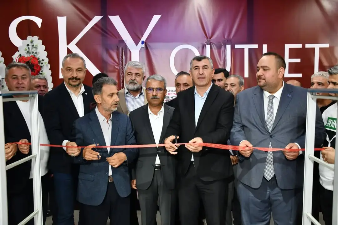 Adıyaman Ticaret ve Sanayi Odası'ndan Aryon AVM'deki Sportx Mağazası Açılışına Destek