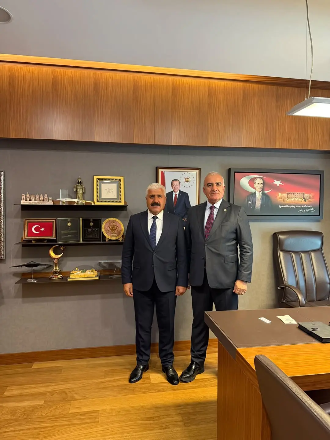 Milletvekili Hüseyin Özhan: TBMM'de Ziyaretleri İçin Bölükyayla Belediye Başkanı Mehmet Turan'a Teşekkür Etti