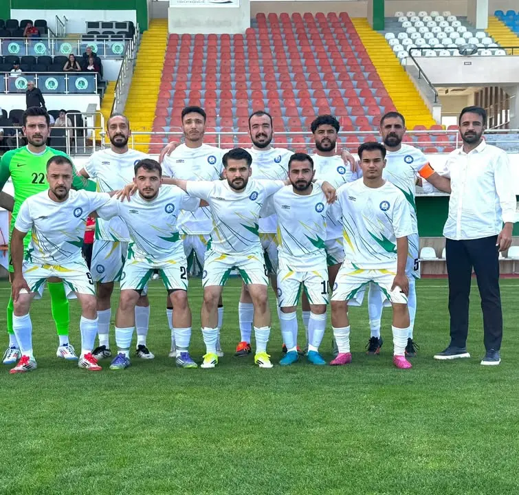 Adıyaman Belediyesi İşitme Engelliler Futbol Takımı Türkiye Şampiyonası'nda Finale Yükseldi