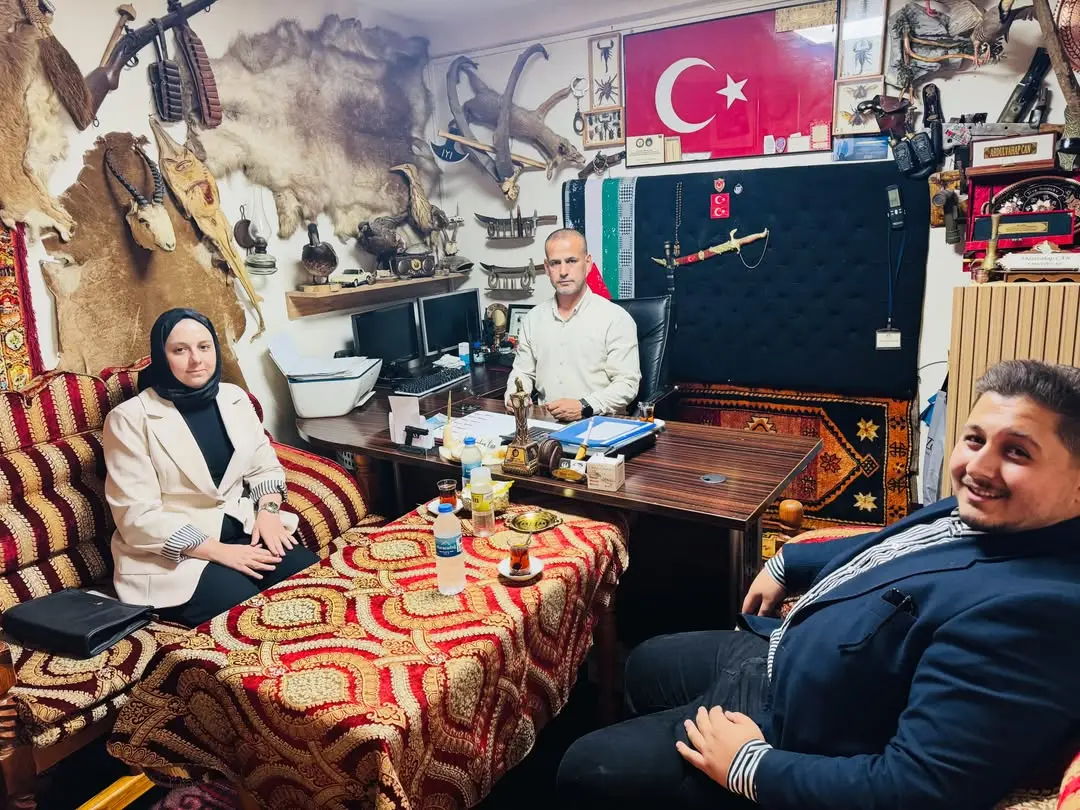 Adıyaman AK Parti İl Başkan Yardımcısı Merve Çitil ve Mali Müşavir Muhammed Çitil'den İşadamı Abdulvahap Can'a Ziyaret