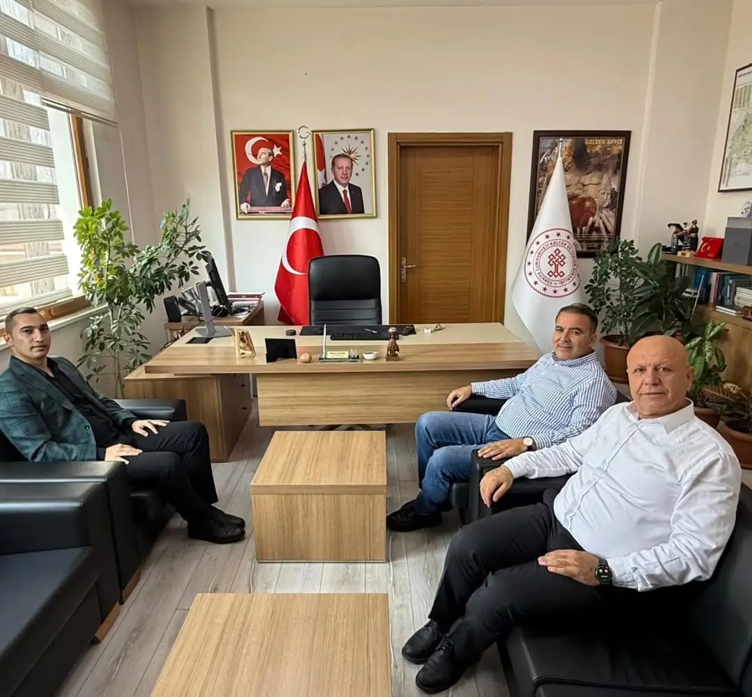Samsat Kaymakamı ve Belediye Başkanı İl Kültür ve Turizm Müdürünü Ziyaret Etti