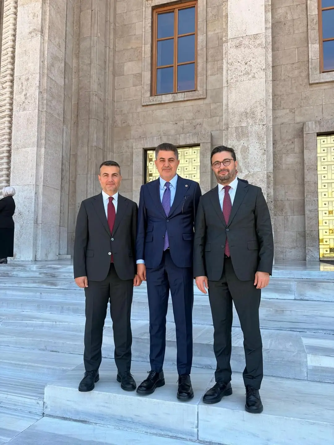 TBMM Başkanlık Divan Katip Üyesi Doç. Dr. İshak Şan'dan Prof. Dr. Serkan Topaloğlu ve Prof. Dr. Muzaffer Akkoca'ya Teşekkür