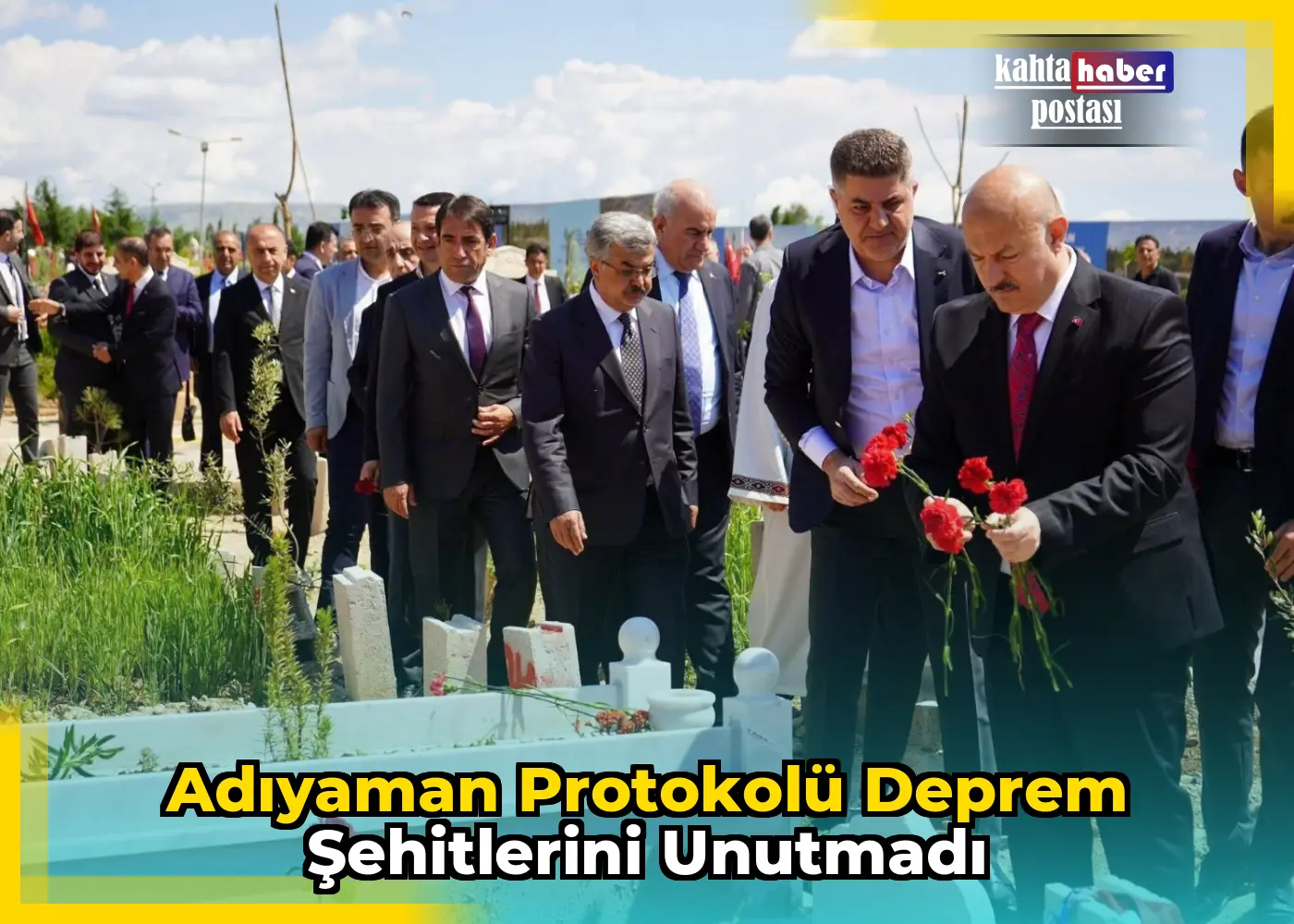 Adıyaman Protokolü Deprem Şehitlerini Unutmadı