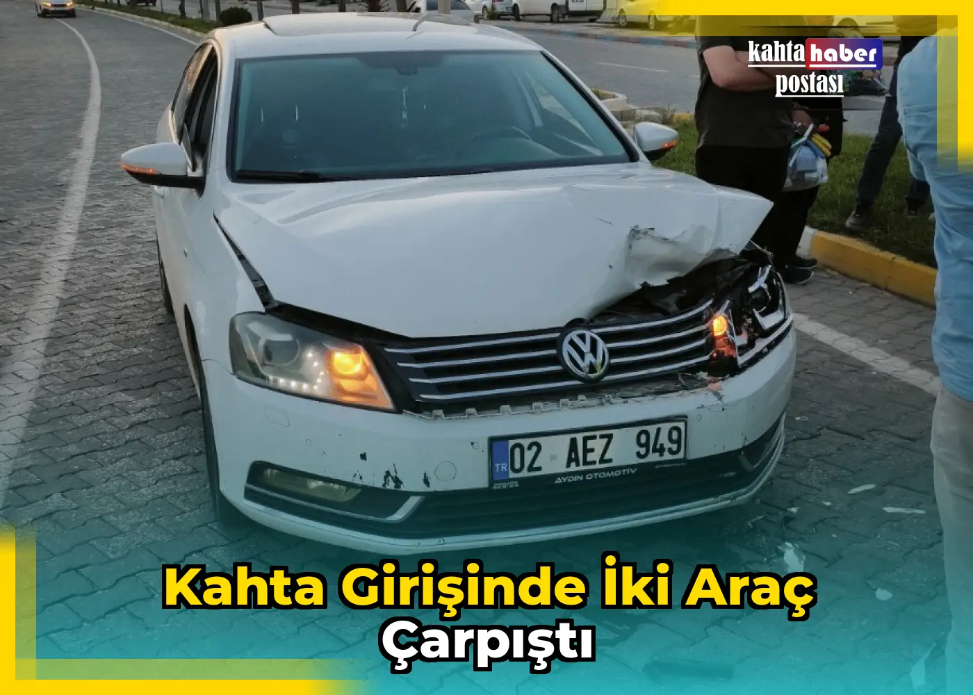 Kahta Girişinde İki Araç Çarpıştı