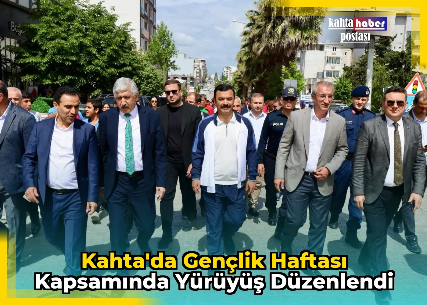 Kahta'da Gençlik Haftası Kapsamında Yürüyüş Düzenlendi