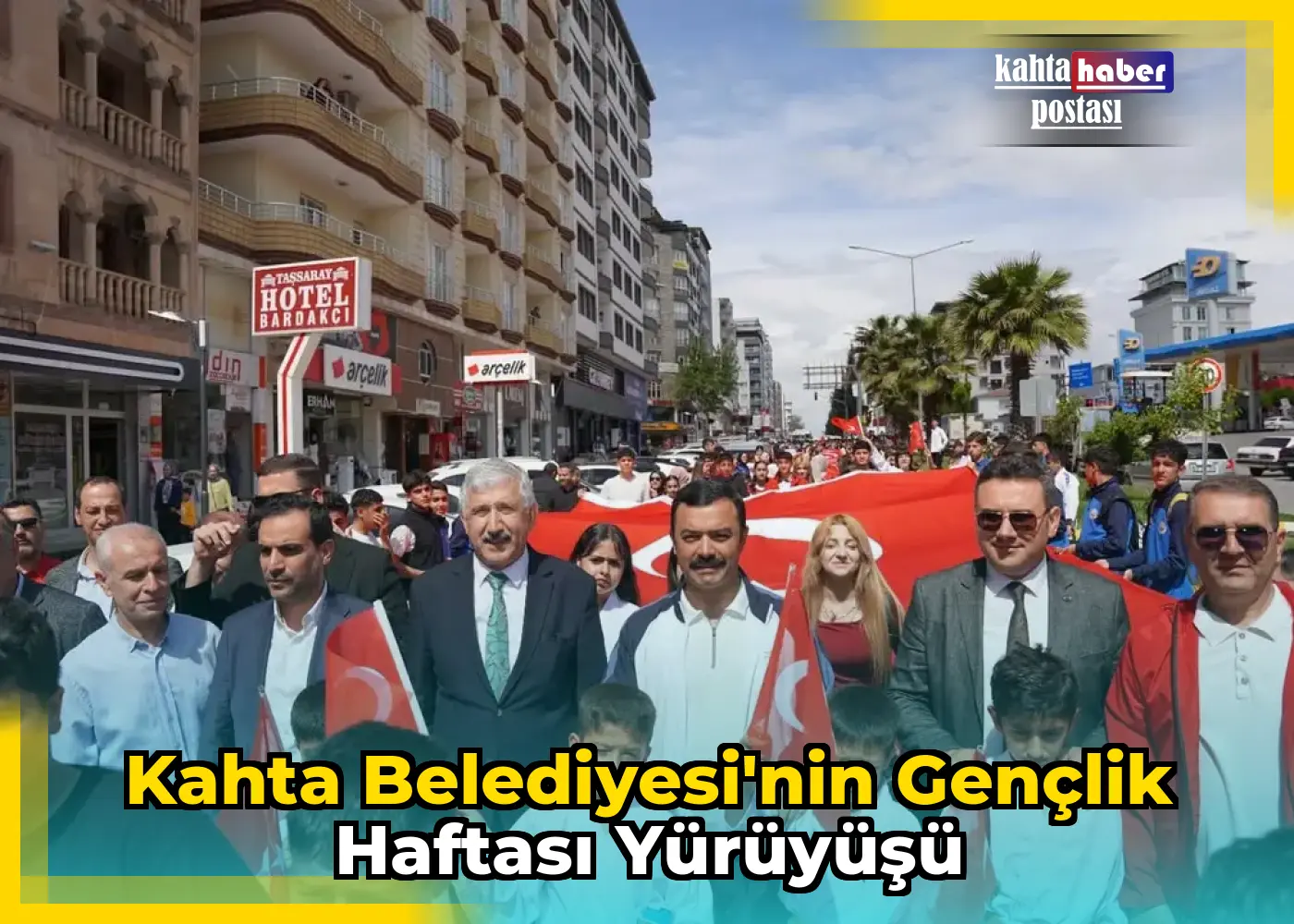 Kahta Belediyesi'nin Gençlik Haftası Yürüyüşü