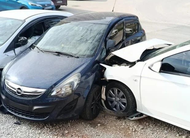 Bursa'da Direksiyon Başında Uyuyan Sürücü Kazaya Neden Oldu