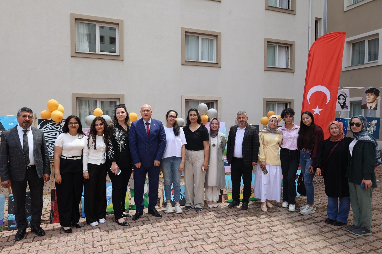 Gençlik Haftası Kapsamında Resim ve Filografi Sergisi Açıldı