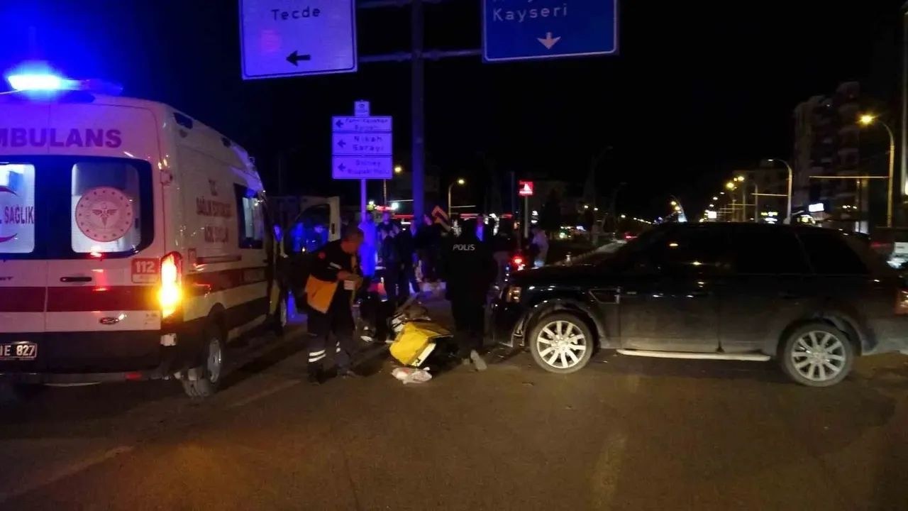 Malatya'da Trafik Kazası: Motosiklet Ciple Çarpıştı