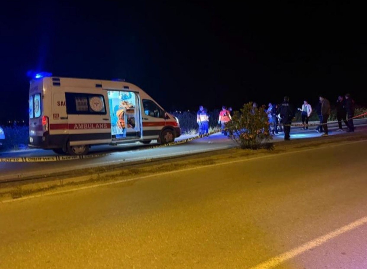 Serik'te Tartışma Kanlı Bitti: 3 Yaralı