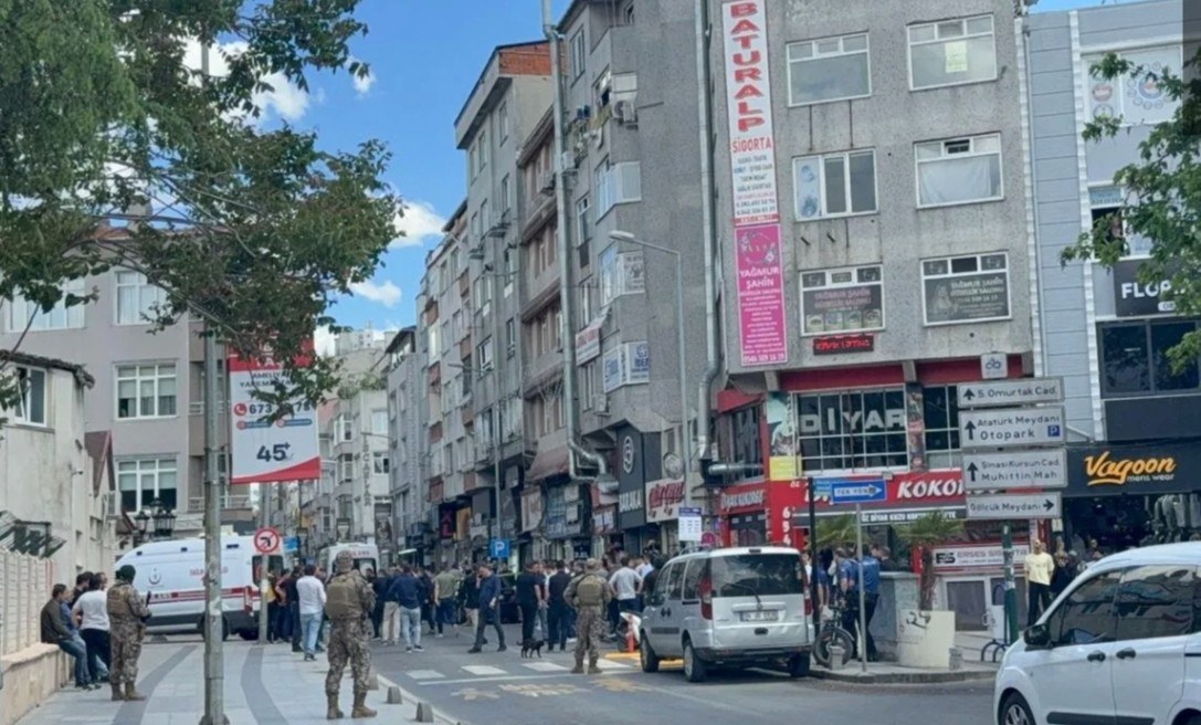 Çorlu'da İhbar Takibi Sırasında 2 Polis Şehit Oldu