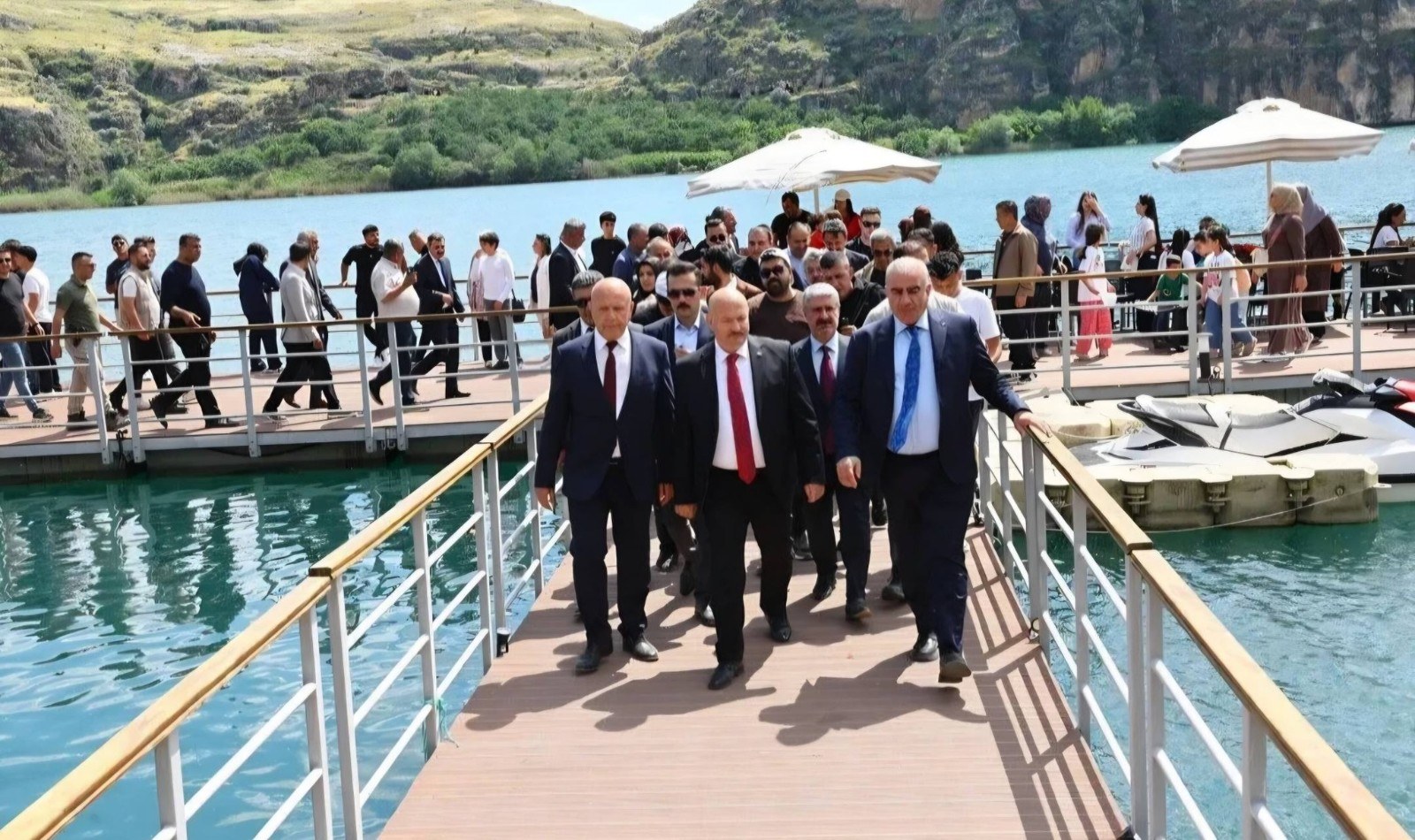Vali Küçük ve Milletvekili Özhan Besni Kızılin Kanyonlarını Gezdi