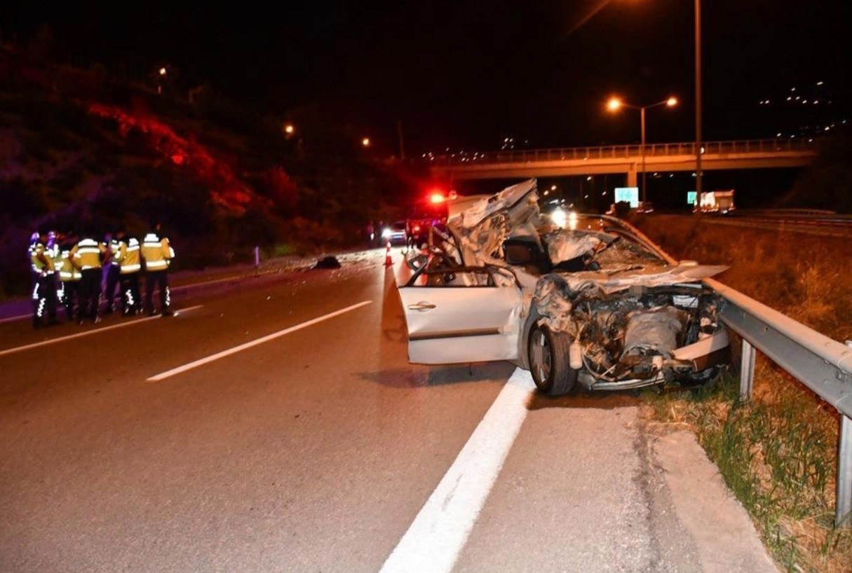 İskenderun'da Feci Kaza: 18 Yaşında Genç Kız Hayatını Kaybetti