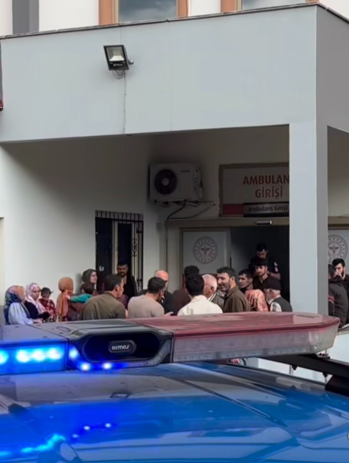 Adıyaman Samsat'ta Aileler Arasında Taşlı Sopalı Kavga
