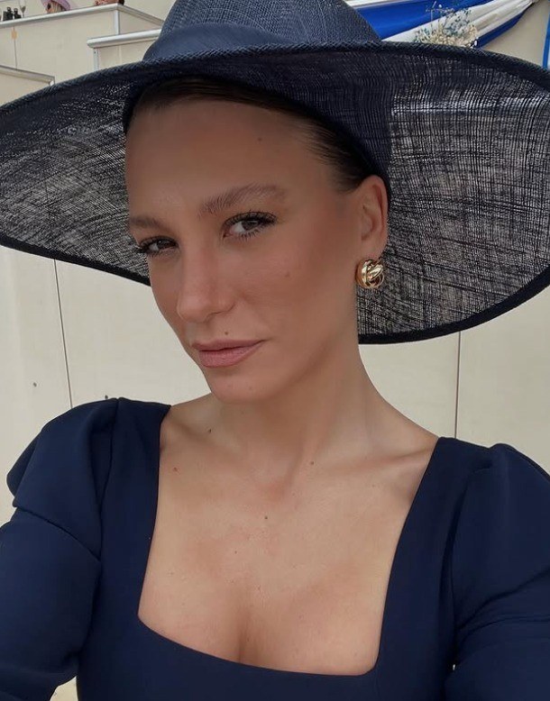 Serenay Sarıkaya Gözaltına Alındı