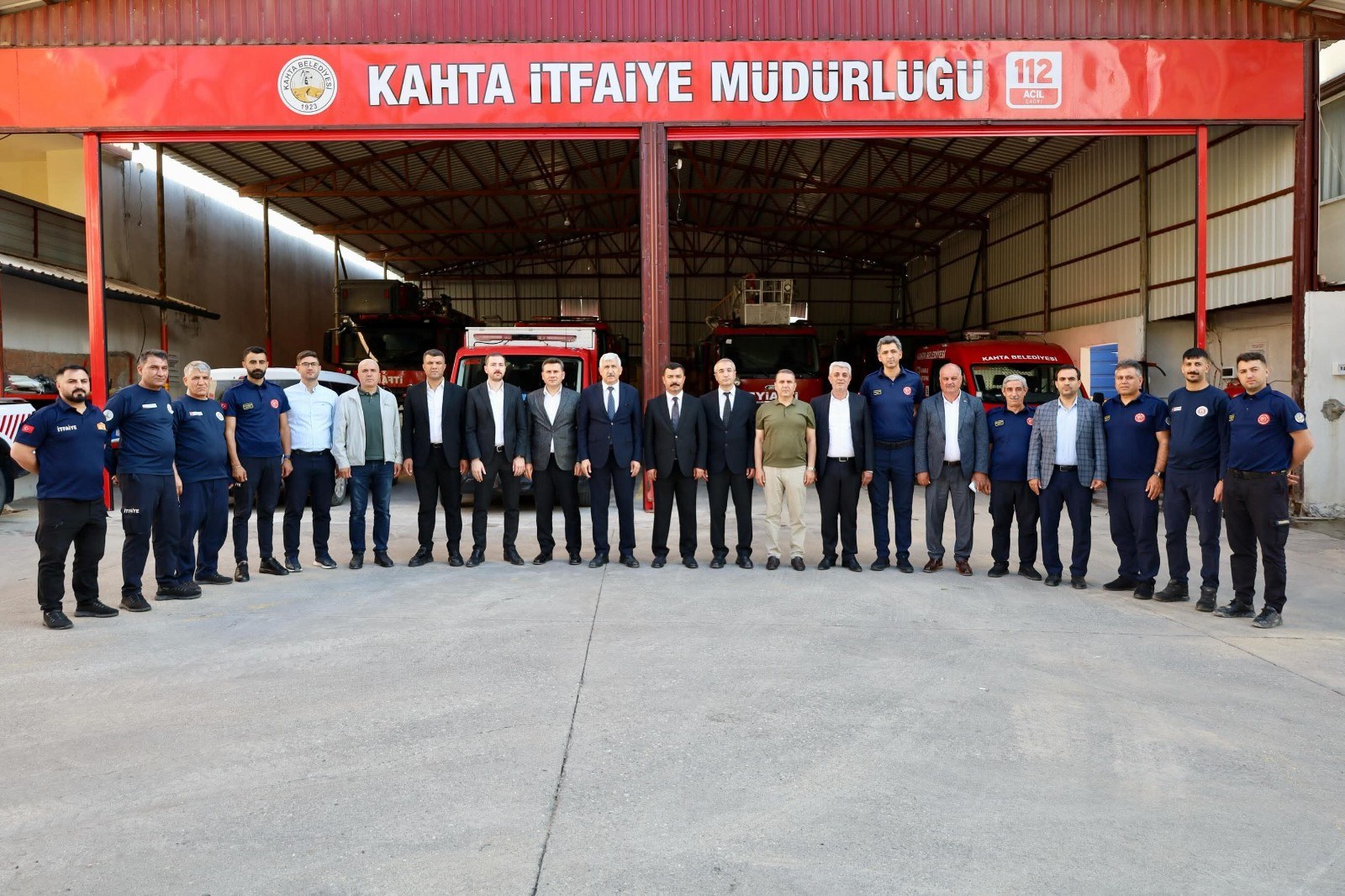 Kahta Kaymakamı İtfaiye Müdürlüğü'nü Ziyaret Etti