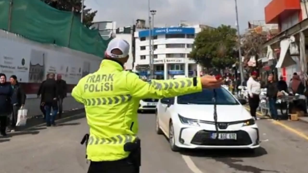Adıyaman'da Bayram Dönüşü Trafik Yoğunluğu