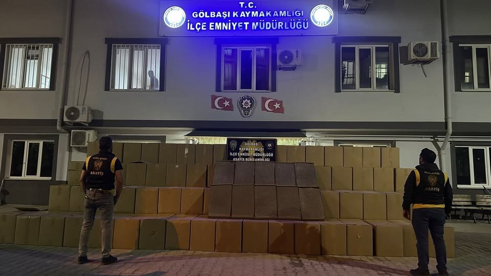Gölbaşı'nda Tırda 600 Bin Bandrolsüz Sigara Ele Geçirildi