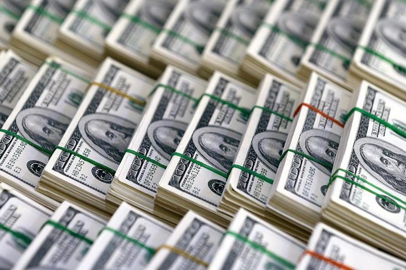 Sarıyer'de Sahte Dolar Bozdurma Girişimi Engellendi