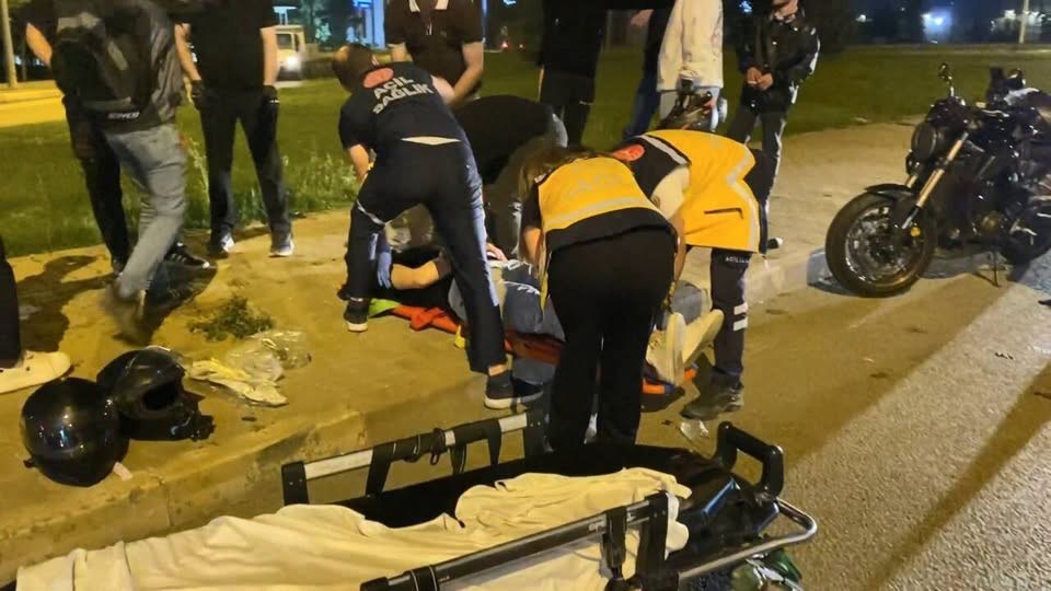 Bursa İnegöl'de Motosiklet Kazası: 3 Yaralı