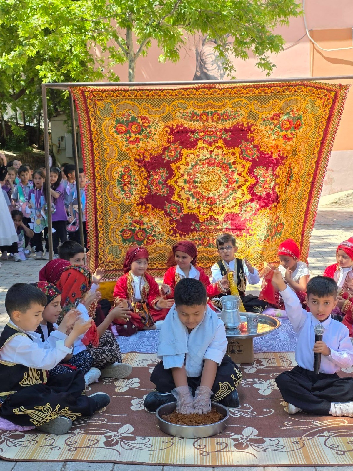 Adıyaman Gölbaşı Balkar İlkokulunda Yıl Sonu Sergisi Düzenlendi