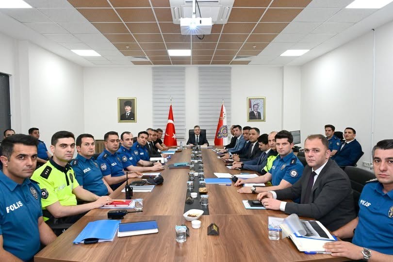 Adıyaman İl Emniyet Müdürlüğü 5 Aylık Değerlendirme Toplantısı Gerçekleştirdi