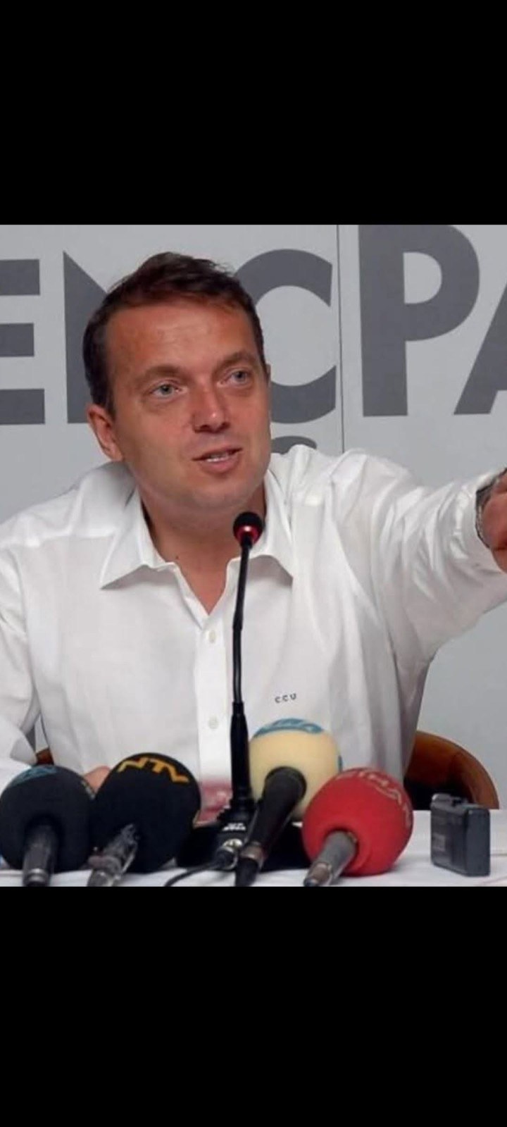 Siyasi Kulislere Göre Özgür Özel Yakınları Genç Parti İle Temas Kurdu