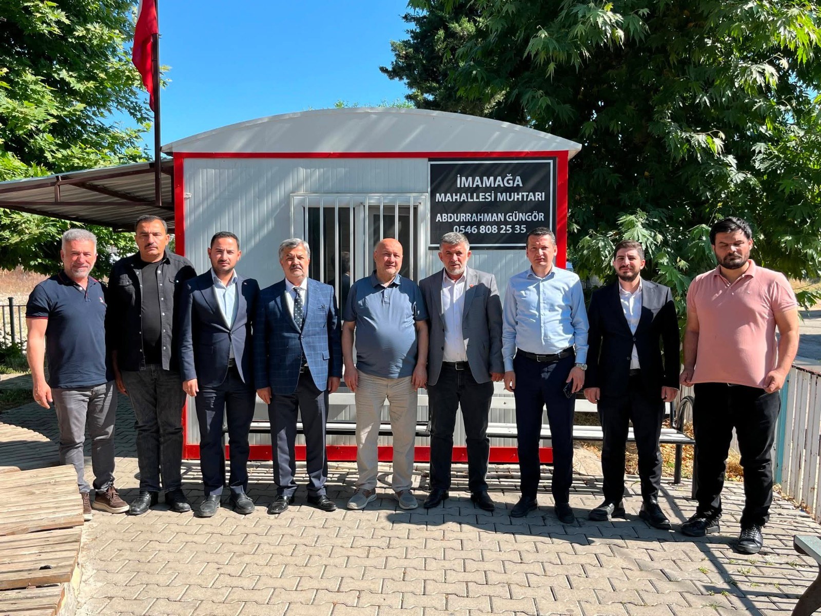 Ak Parti Milletvekili Kurt ve AK Parti Heyeti Adıyaman'da Mahalle Muhtarı ile Buluştu