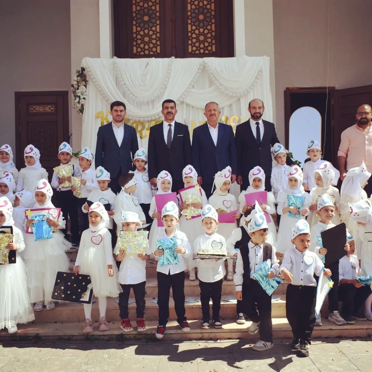 Adıyaman Çelikhan'da Minik Kalpler Kuran Kursu Kapanış Programı