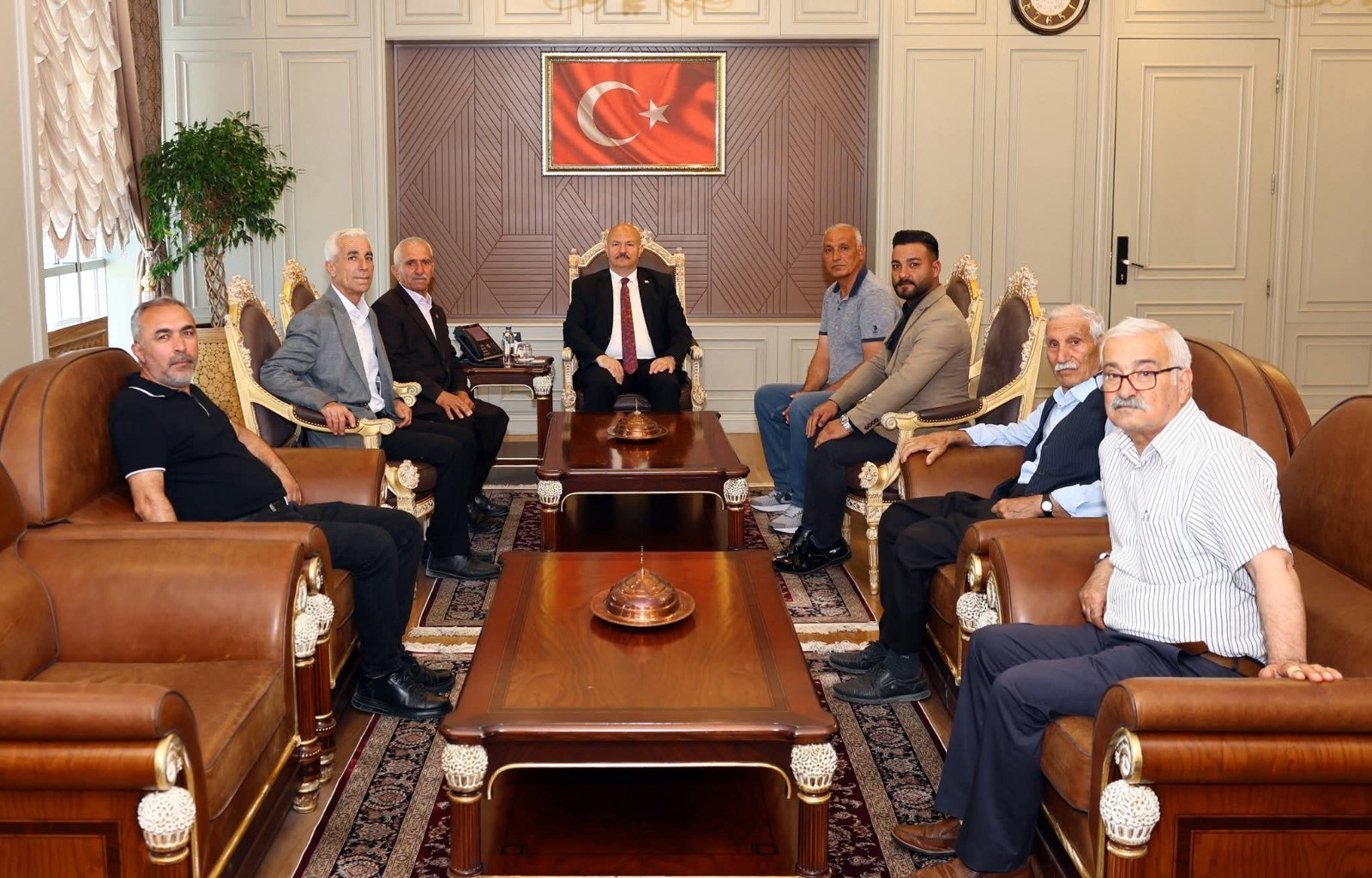 Alevi Dernekleri Adıyaman Valisi'ni Ziyaret Etti