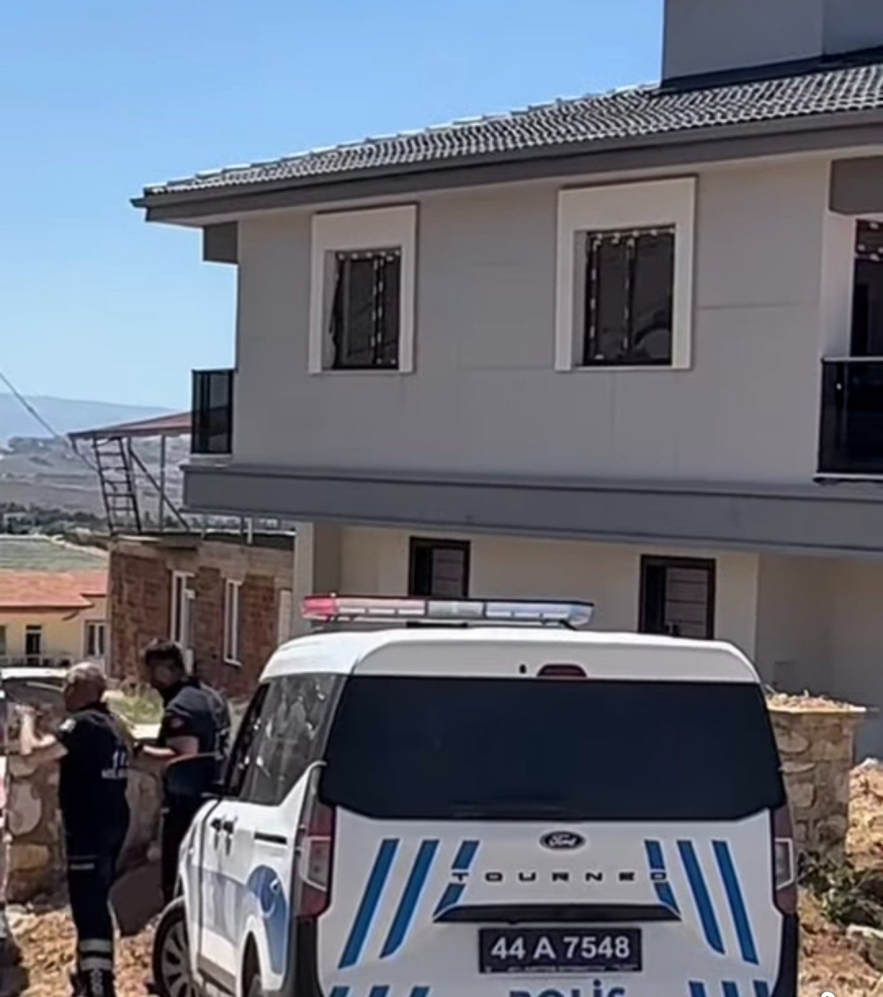 Malatya Yeşilyurt'ta  Husumet Kavgası: 1 Yaralı