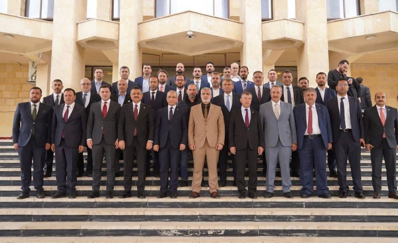 Gaziantep'ten ve Şanlıurfa'dan Siyaset, İş İnsanları Suriye'ye Çıkarma Yaptı.
