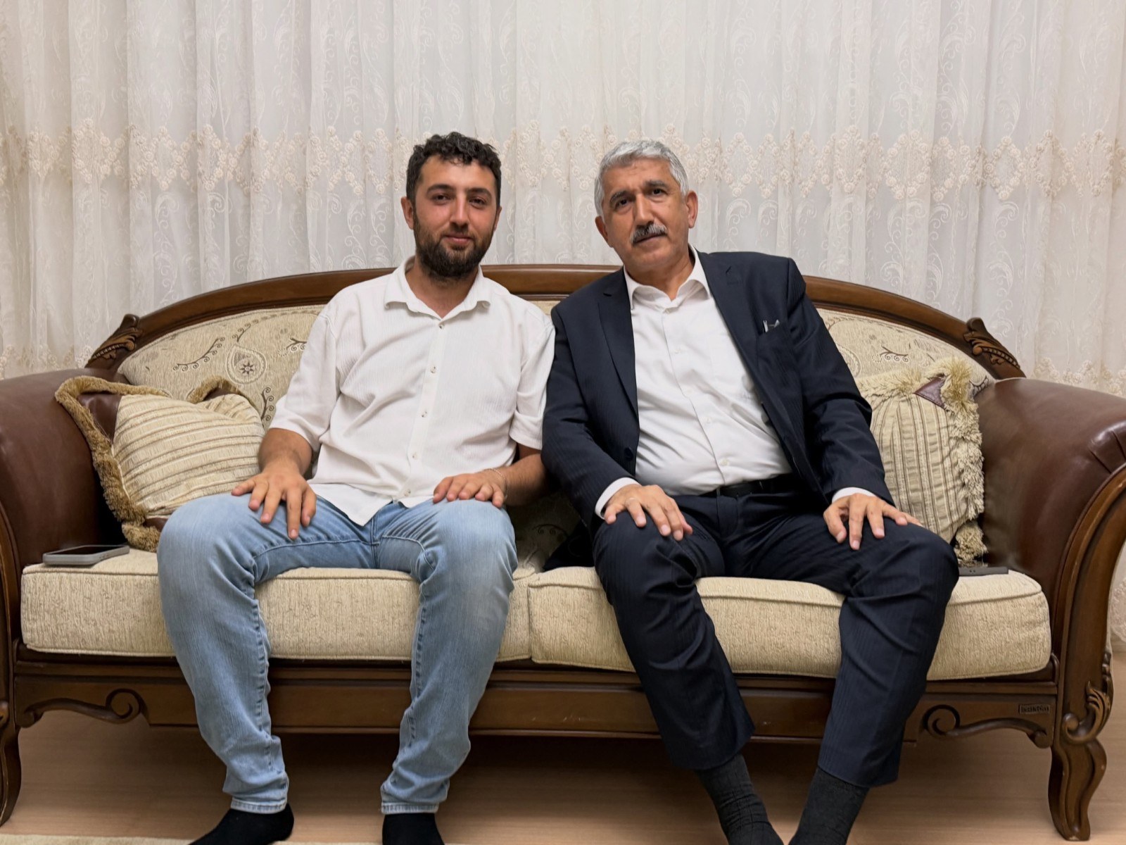 Başkan Hallaç, Görev Başında Boğulma Tehlikesi Geçiren İtfaiye Personeline Geçmiş Olsun Ziyaretinde Bulundu