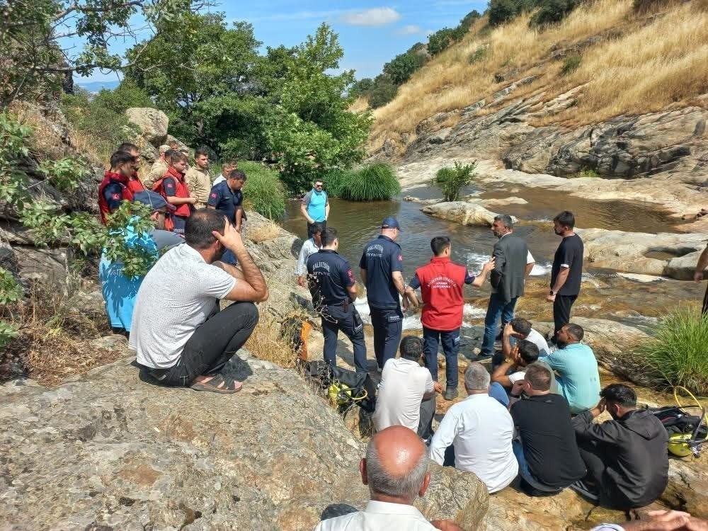 Balıkesir'de Gece Saatlerinde Kaybolan Kişi Şelalede Ölü Bulundu