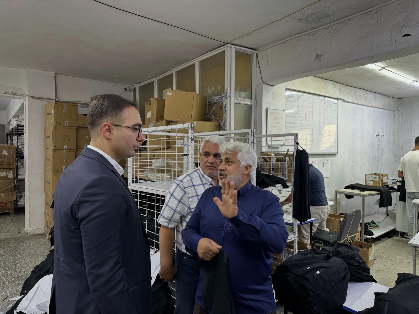 Sincik Kaymakamı Fatih Yıldız Tekstil Fabrikasını Ziyaret Etti