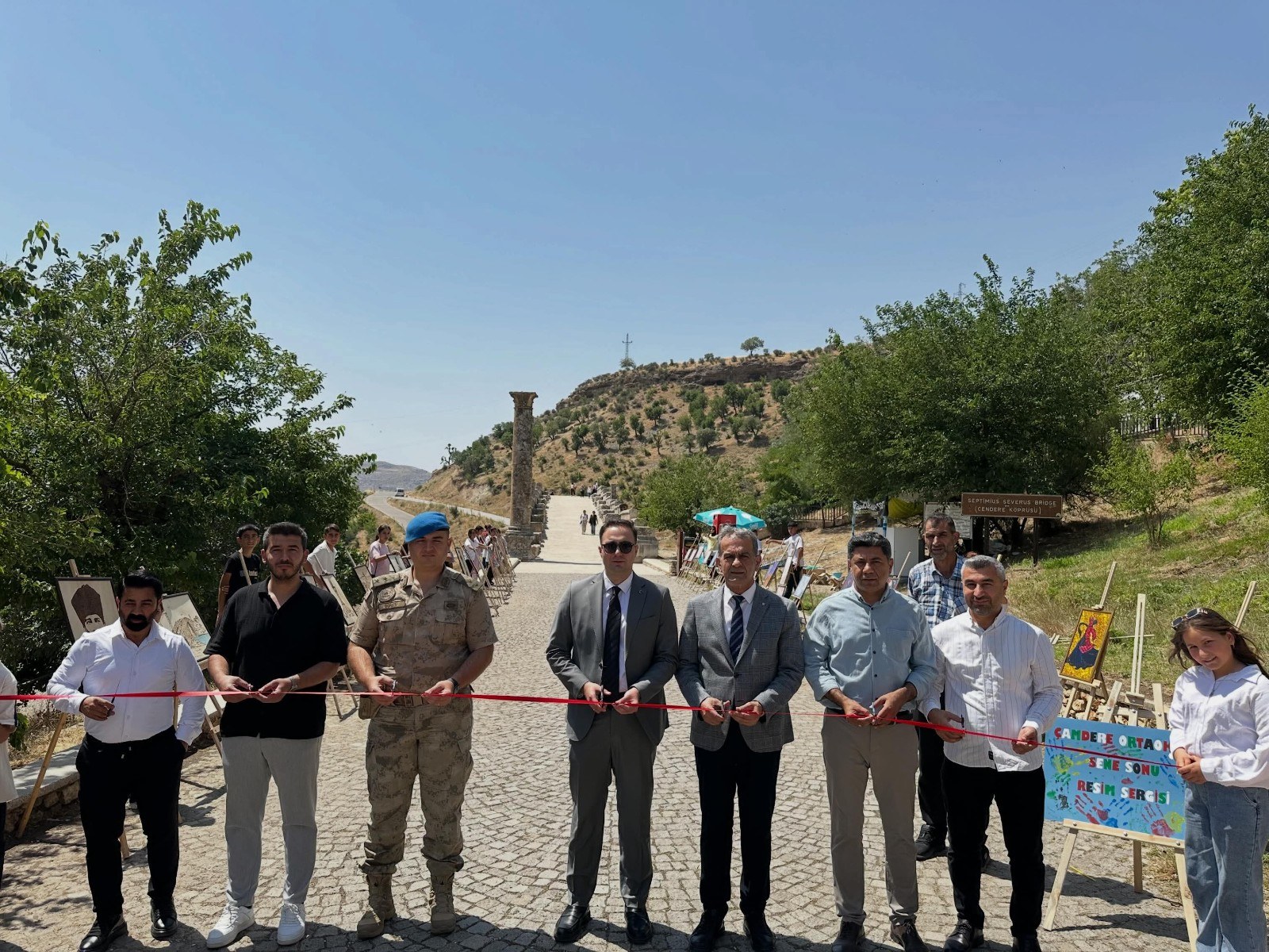 Çamdere Ortaokulu Sene Sonu Resim Sergisi Düzenlendi
