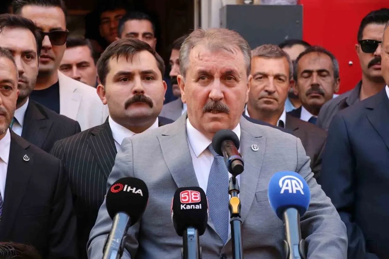 BBP Lideri Destici:  Muhsin Yazıcıoğlu'nun Şehadet Süreci Açıklanacak