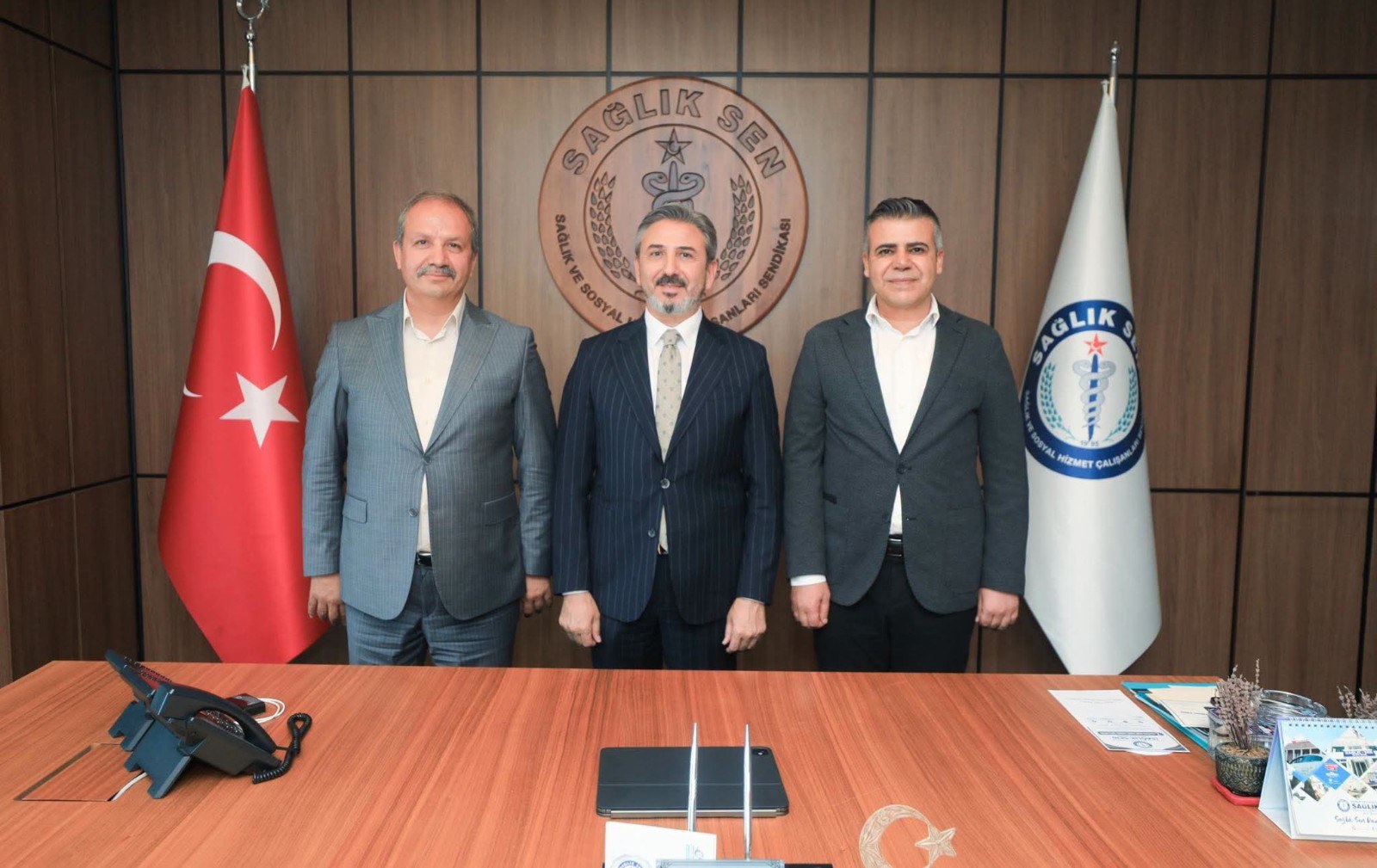 Sağlık Sen Heyeti Bakan Yardımcısı Ahmet Aydın'ı Ağırladı