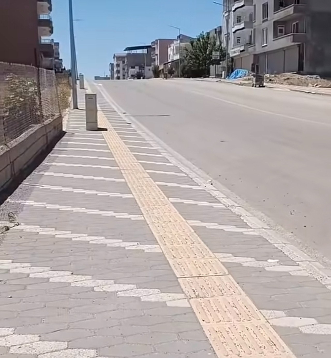 Kahta'da Durak Yetersizliği Vatandaşları Mağdur Ediyor