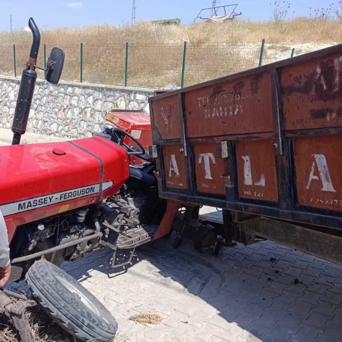 Samsat'ta Traktör Kazası: 2 Ağır Yaralı
